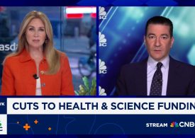 Why 22 million people may see a 'sharp' increase in health insurance premiums in 2026