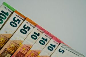 Inflation-Linked Savings Bonds Quietly Regain Ground as CPI Stays Sticky Close-up of a savings bond document representing inflation-linked investments