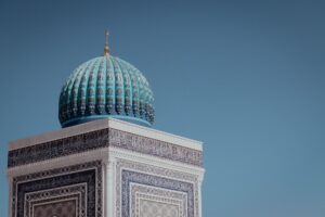 Sukuk Bonds Quietly Draw ESG Allocators Beyond Islamic Finance Ornate Islamic architecture representing the cultural and financial traditions behind sukuk bonds